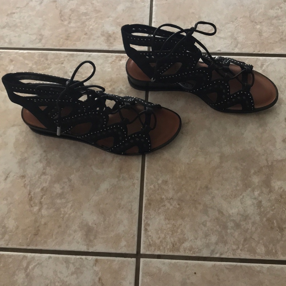 1 State sandals